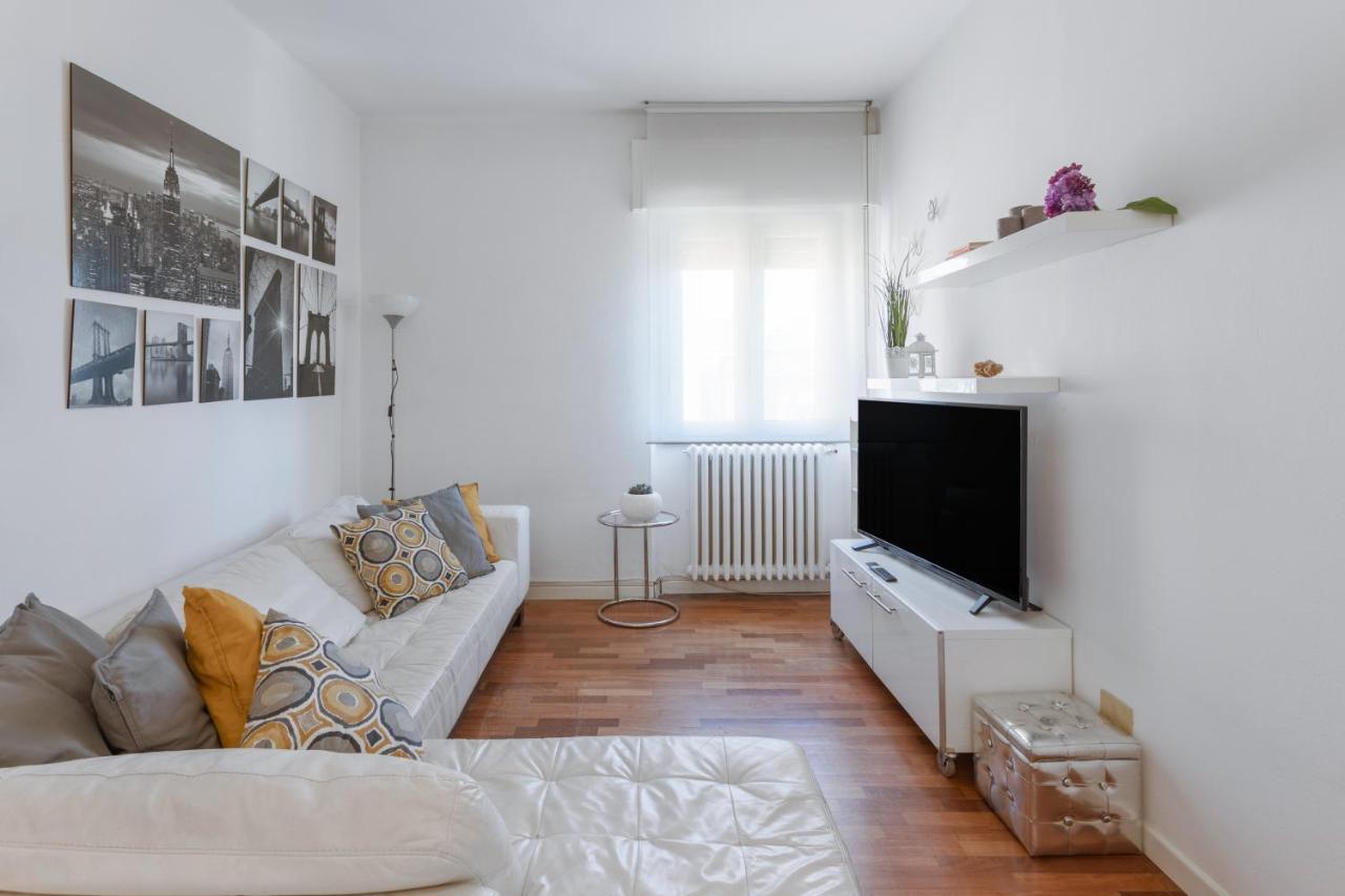 Casa Eleonora - Pavia - By Host4U Apartment Exterior photo